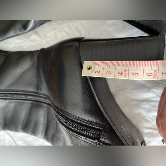 Sandler leather size 5 knee length boots in very good condition. - Picture 4 of 6